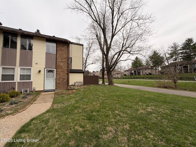 11403 N Tazwell Dr, Louisville, KY 40241