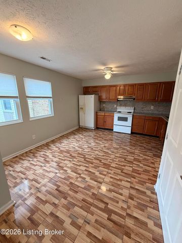 11403 N Tazwell Dr, Louisville, KY 40241