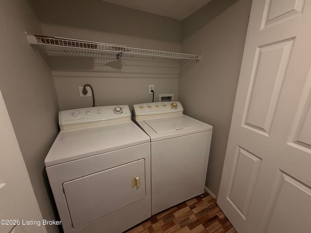 11403 N Tazwell Dr, Louisville, KY 40241