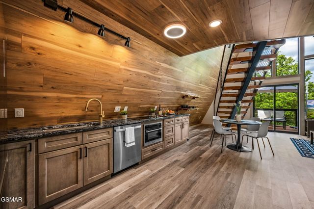 903 Jersey Drive, Sevierville, TN 37862