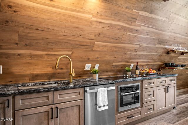 903 Jersey Drive, Sevierville, TN 37862