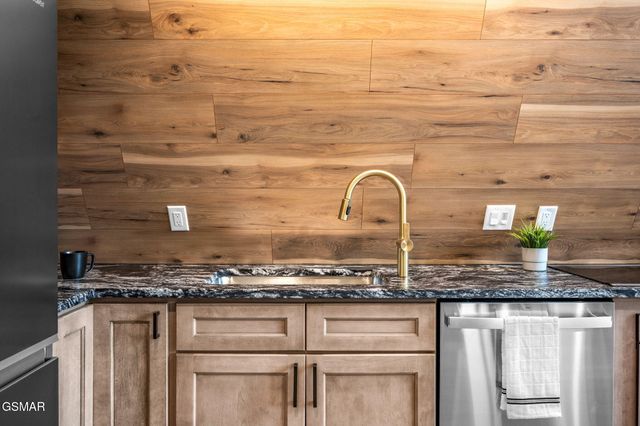 903 Jersey Drive, Sevierville, TN 37862