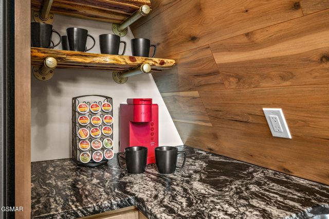 903 Jersey Drive, Sevierville, TN 37862