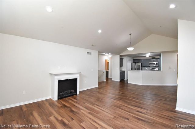 45478 Aragon Lane 52, Canton, MI 48187