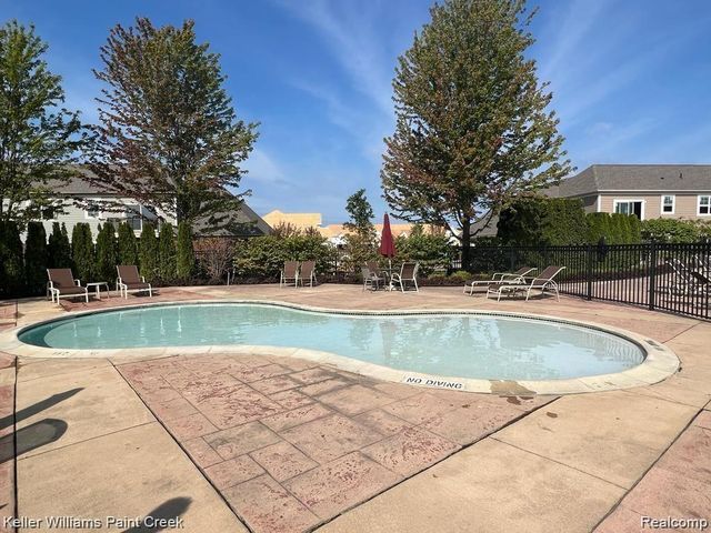 45478 Aragon Lane 52, Canton, MI 48187