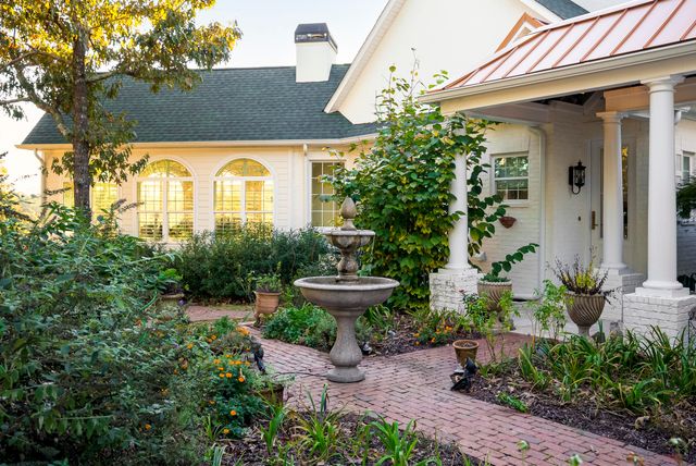 409 Chestnut Brown Court, Warrenville, SC 29851