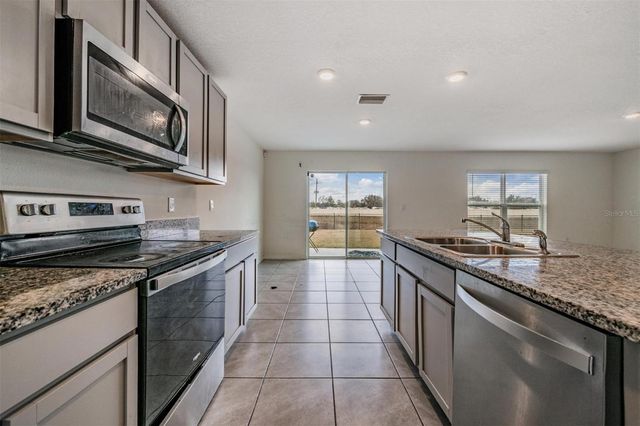 37214 ANGEL WINGS AVENUE, Zephyrhills, FL 33541