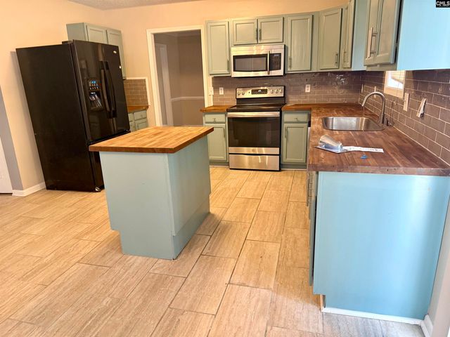 105 fallstaff Road, Columbia, SC 29229