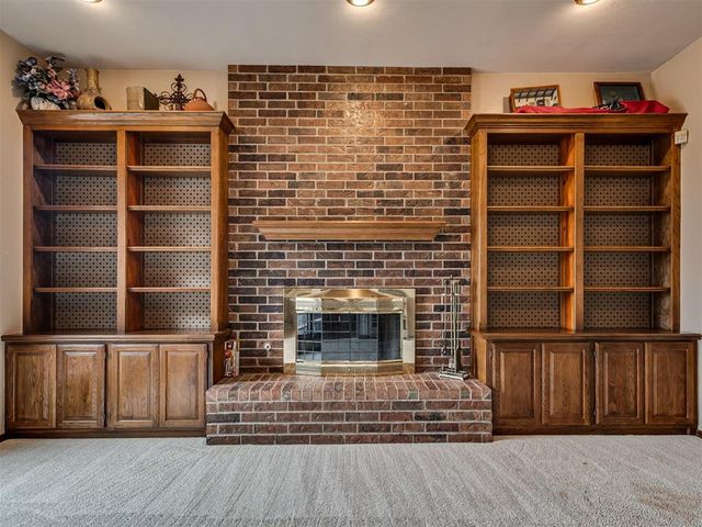 1423 E Twin Brook Terrace, Mustang, OK 73064