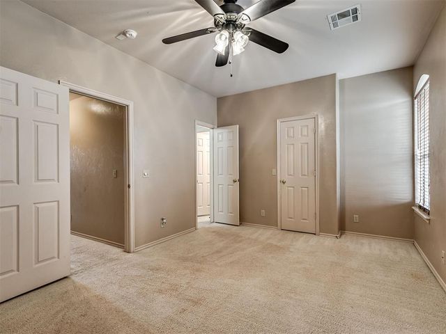 1423 E Twin Brook Terrace, Mustang, OK 73064