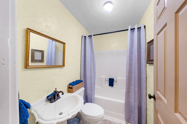 1301 Locust Street, Commerce, TX 75428