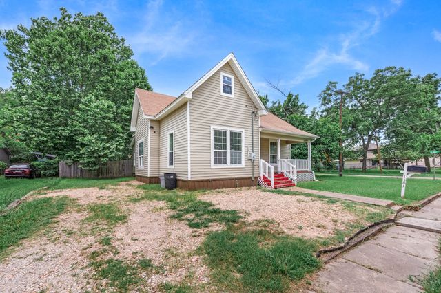 1301 Locust Street, Commerce, TX 75428