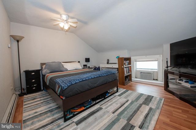 4424 SAINT DAVIDS ST, Philadelphia, PA 19127