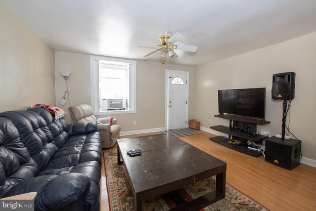 4424 SAINT DAVIDS ST, Philadelphia, PA 19127