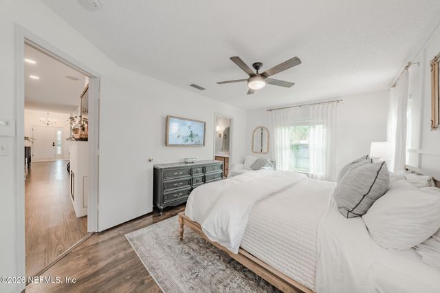 511 CHANCELLOR Drive, Jacksonville, FL 32225