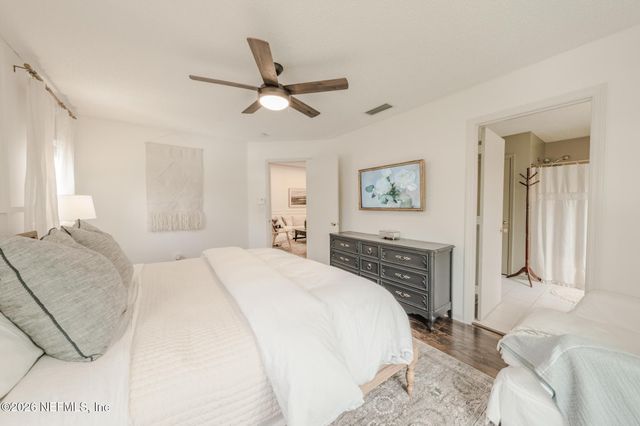 511 CHANCELLOR Drive, Jacksonville, FL 32225