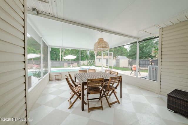 511 CHANCELLOR Drive, Jacksonville, FL 32225