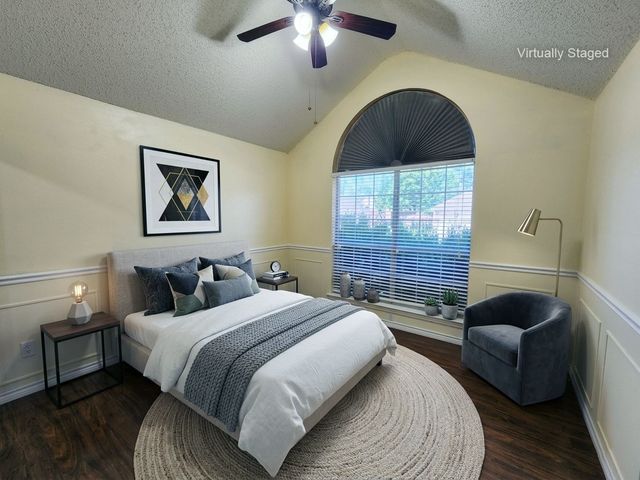 2906 Whetstone Lane, Euless, TX 76039