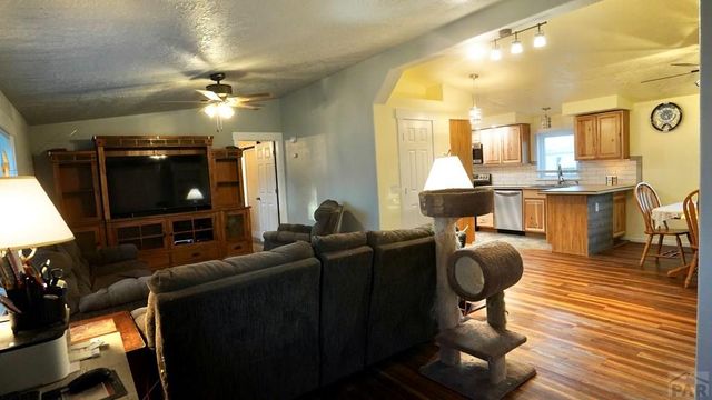 311 E Stewart Dr, Pueblo West, CO 81007