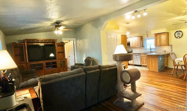 311 E Stewart Dr, Pueblo West, CO 81007