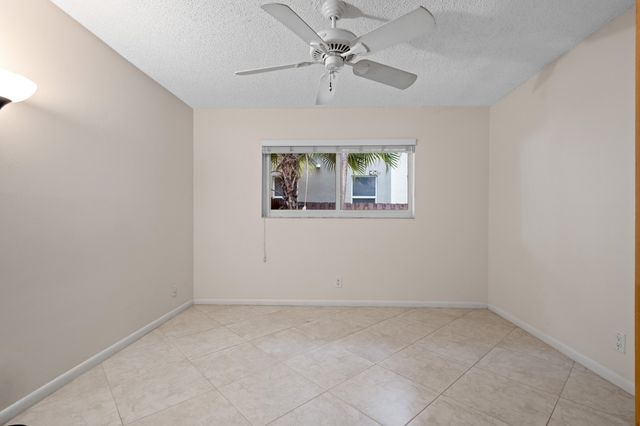 1106 NE 16th Court 2, Fort Lauderdale, FL 33305