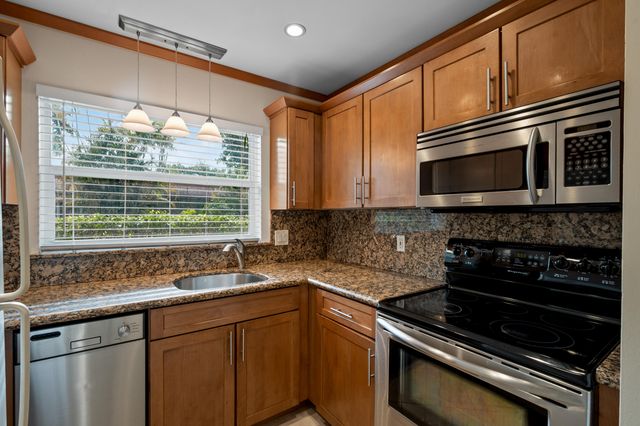 1106 NE 16th Court 2, Fort Lauderdale, FL 33305