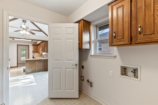 343 Cardinal Creek Drive, Duncanville, TX 75137