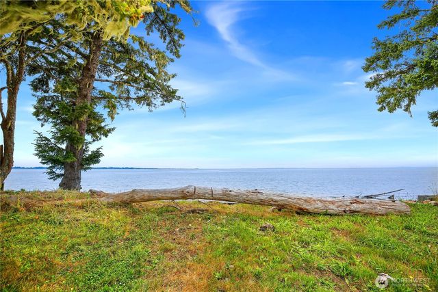 1968 State Route 105, Aberdeen, WA 98520