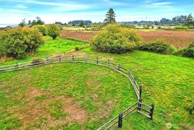 1968 State Route 105, Aberdeen, WA 98520