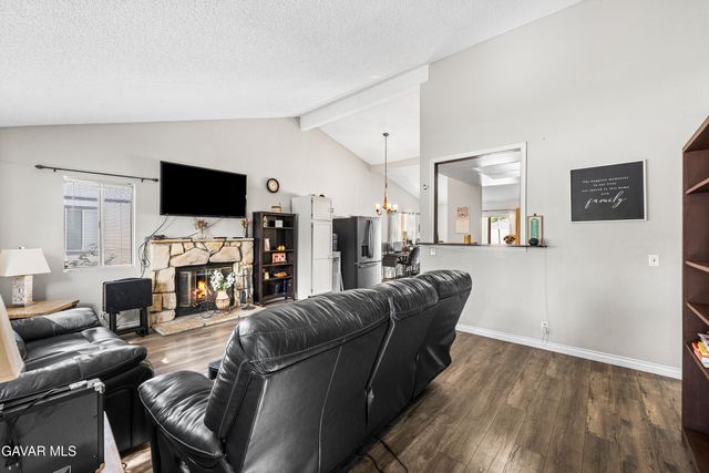 2233 Morningside Avenue, Lancaster, CA 93535