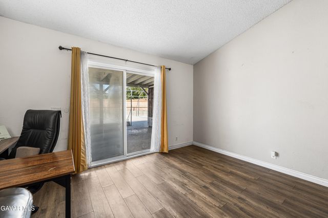 2233 Morningside Avenue, Lancaster, CA 93535