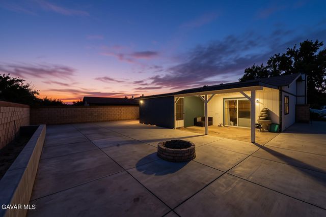 2233 Morningside Avenue, Lancaster, CA 93535