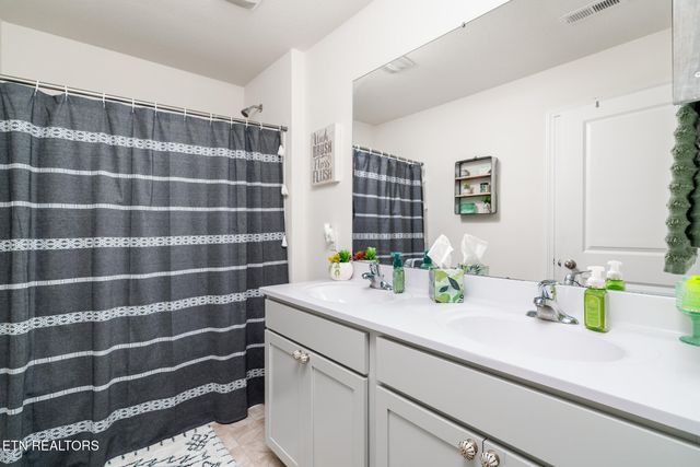 109 Colts Tr, Maryville, TN 37803