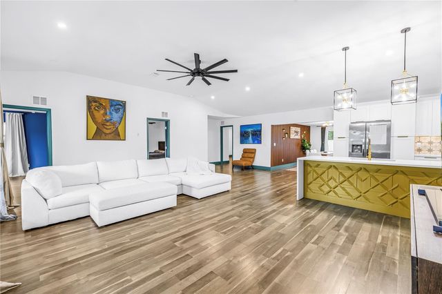 2690 65TH AVENUE S, St Petersburg, FL 33712