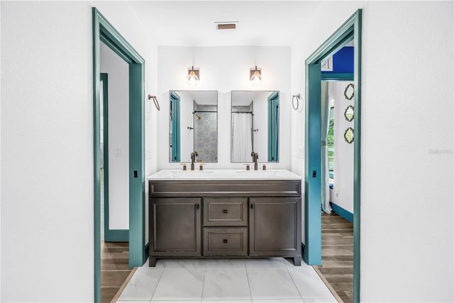 2690 65TH AVENUE S, St Petersburg, FL 33712