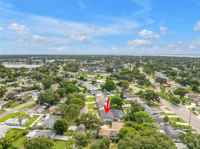 2690 65TH AVENUE S, St Petersburg, FL 33712