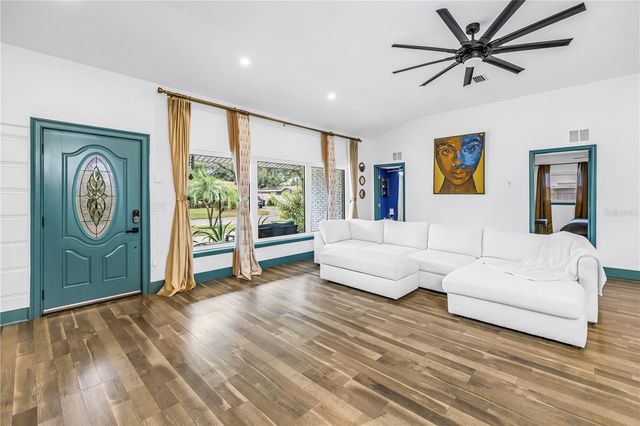 2690 65TH AVENUE S, St Petersburg, FL 33712