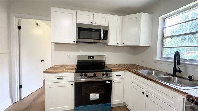 413 Barnhill Drive, Savannah, GA 31406