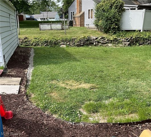 4130 Woodmere Drive, Austintown, OH 44515