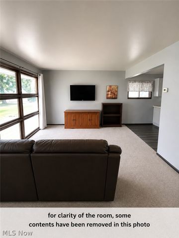 4130 Woodmere Drive, Austintown, OH 44515
