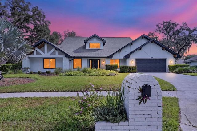 104 BARRINGTON DRIVE, Brandon, FL 33511