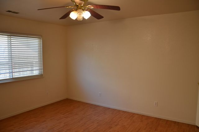 634 W Vassar Avenue, Visalia, CA 93277