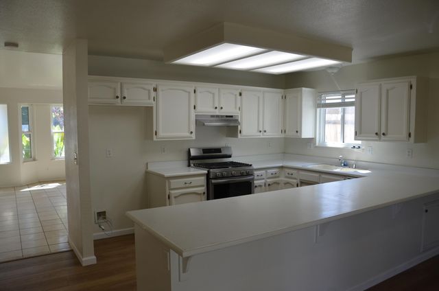 634 W Vassar Avenue, Visalia, CA 93277