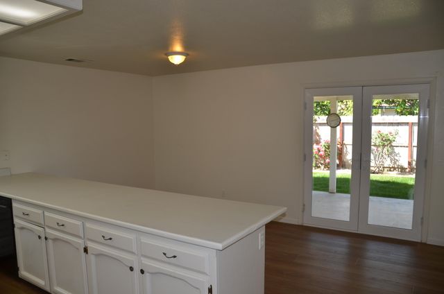 634 W Vassar Avenue, Visalia, CA 93277