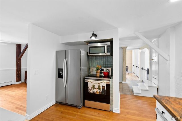 102 Meyers Road, Salina, NY 13088