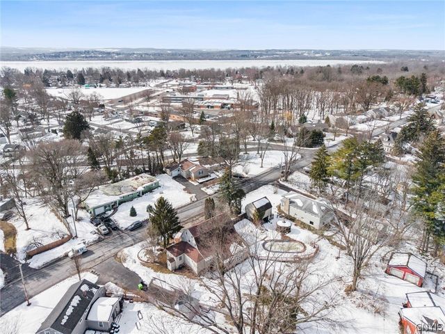 102 Meyers Road, Salina, NY 13088