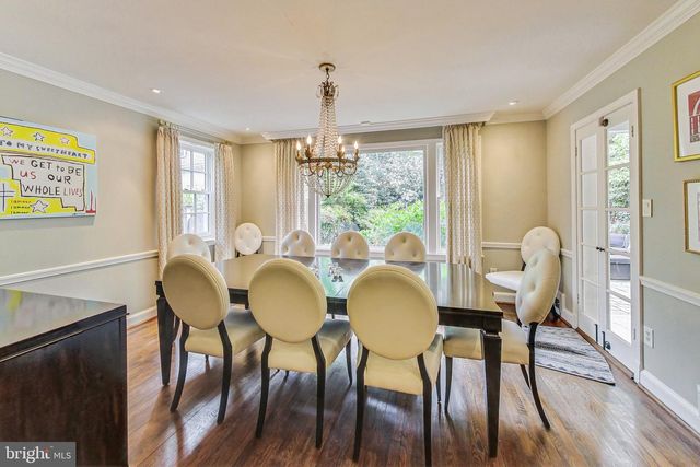 4831 CALVERT ST NW, Washington, DC 20007