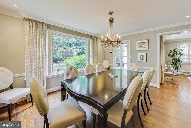 4831 CALVERT ST NW, Washington, DC 20007
