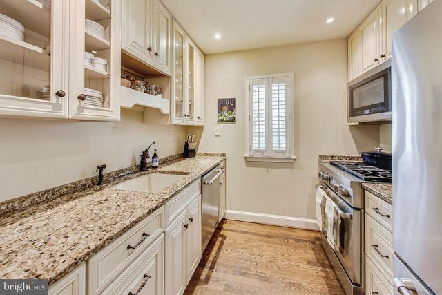 4831 CALVERT ST NW, Washington, DC 20007