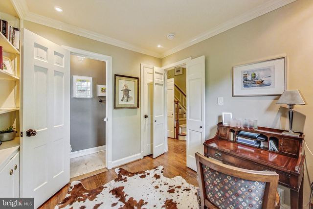 4831 CALVERT ST NW, Washington, DC 20007